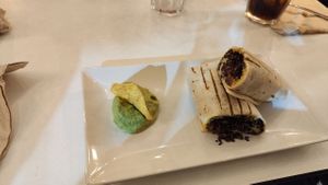 Wrap de quinoa at All You Eat is Love in Barcelona