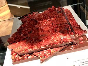 vegan strawberry chocolate at Naturkostbar in Bern