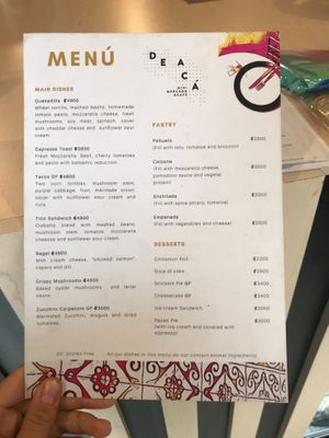 The Super easy and lovely Menu.
We habe been here on the 11.11.2020  at De Aca in San Jose