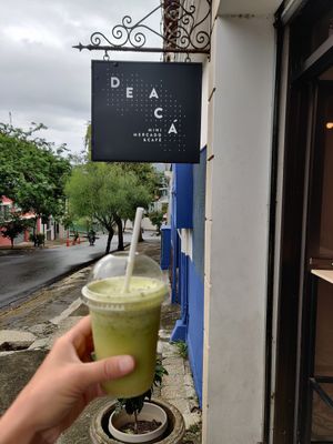 Smoothie at De Aca in San Jose