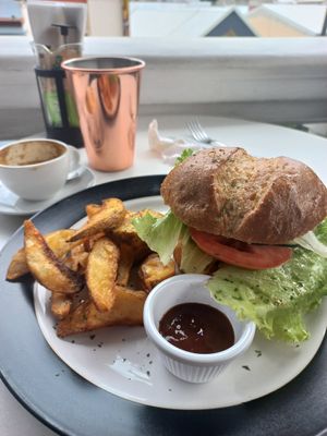 Satisfaction at De Aca in San Jose