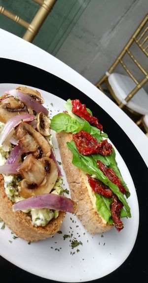  Incredibles Toasts  at De Aca in San Jose