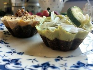 Raw vegan cakes at Pikuleca in Pula