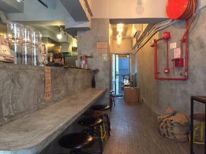 ohm at Ohms Cafe & Bar in Hong Kong Island