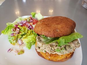 Winter sweet potatoes burger special with salad at Blondie's Vegan in Boynton Beach