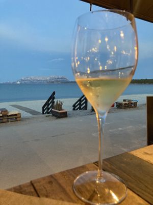 Vermentino al calice   at Mamabeach in Olbia