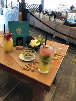 “Aperitivo" at Mamabeach in Olbia