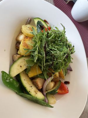 Tofu, asparagus  at Rathauskeller - Der Melker Gasthof  in Melk