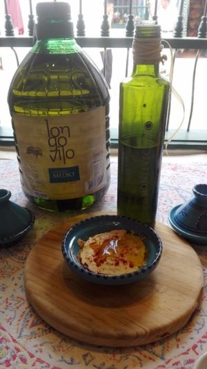 We love hummus that we made on weekends with abundant sesame tahini  and with a premium extra virgin olive oil (0,2 % Acidity). at Tahini Tienda Vegana in Villa De Leyva