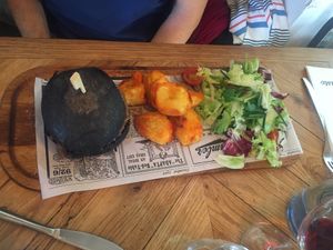 Steak burger at Gusto Ristobar in Sevilla