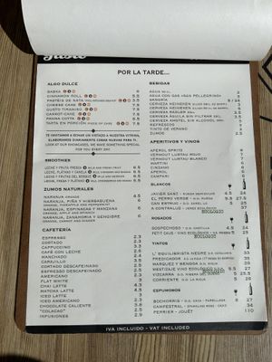 Drinks  at Gusto Ristobar in Sevilla