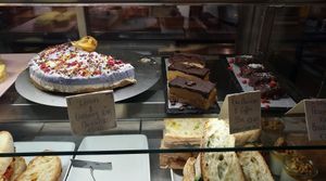 Raw cake at Napoljonska in Berlin