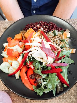 Vegan Buddha bowl  at Eat Me by L'Inattendu-e in 