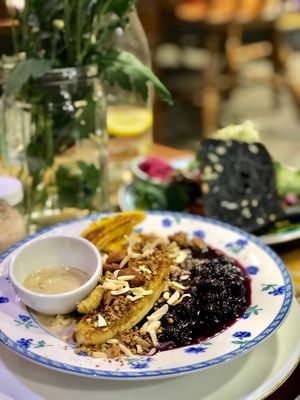 Banana and tahini porridge at Health Nuts Shop & Cafe in Sydney