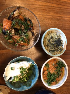 Pasty z grilowanymi warzywami i chlebem żytnim  at W Kontakcie in Wroclaw