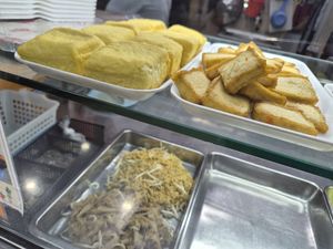  at Ci Yuan Vegetarian Food in Northeast Singapore