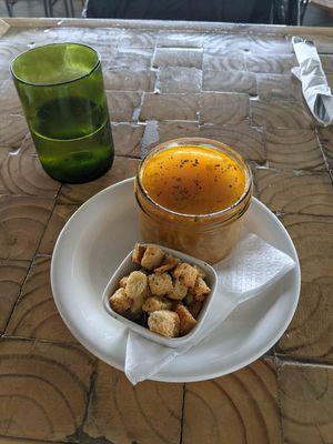 Tasty cabbage soup with croutons at Tandana in Quito