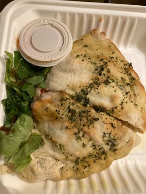 vegan calzone at Tandana in Quito