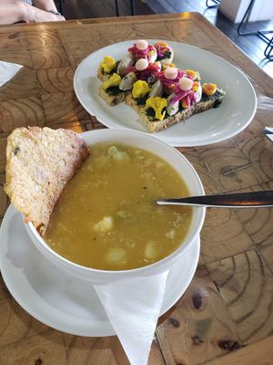 Beautiful and delicious food at Tandana in Quito