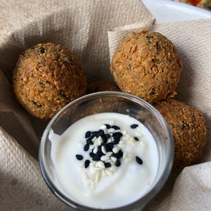 Falafel at Tandana in Quito