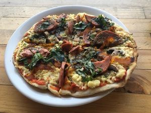 Pizza at Tandana in Quito