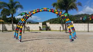 their is an outdoor playground that guest and their children may use between 2 and 3 pm.  at Restaurant Quay in Mallorca