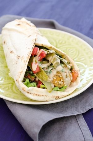 Amazing Veggie Wrap
Maine ingredients: lentil balls, pickles, tomatoes, tahini sauce, lettuce, parsley at Sara Green in Bucharest