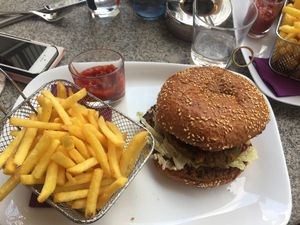 Veggie burger at Bosek's Salt & Sugar in Wagrain