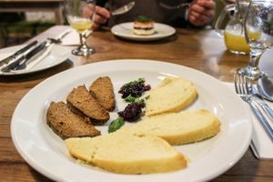 starter - pate with fried onions, cranberries and bread at Incruenti in Prague