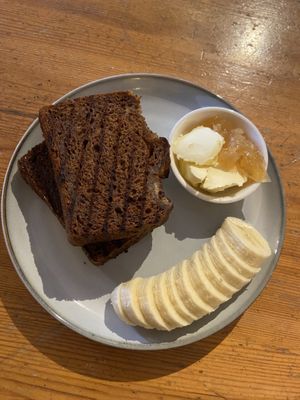 Toasted banana bread with ginger chutney: great! at BROEI in Utrecht