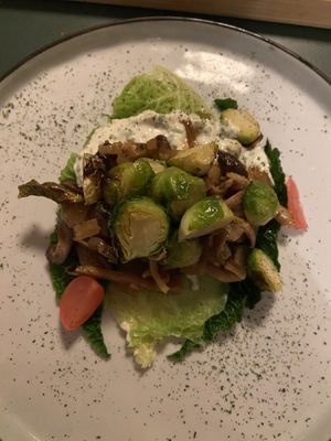 Starter with spruitjes  #Veganuary at BROEI in Utrecht