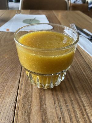 Smoothie with ginger, banana, apple, mango  at BROEI in Utrecht