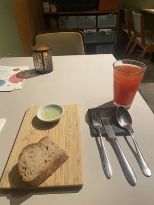Kambucha and bread  at BROEI in Utrecht