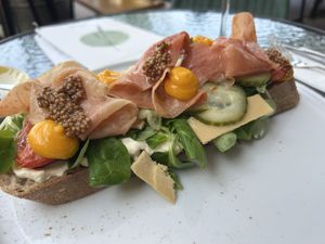 Brood Gezond 11,95€
  at BROEI in Utrecht