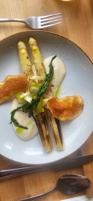 Asperges at BROEI in Utrecht