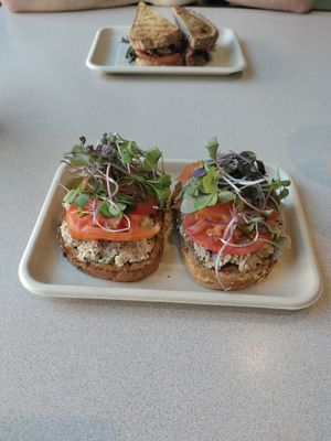 Chickpea Smash at Juniper Kitchen in Dover
