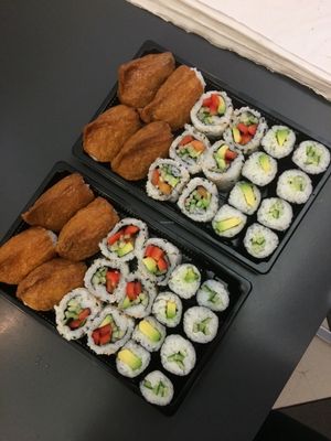 Aroi Sushi's vegan mix at Aroi Sushi in Heemskerk