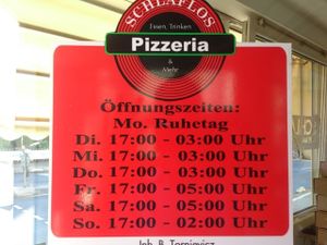 From Dusk til Dawn at Pizzeria Schlaflos in Frankfurt