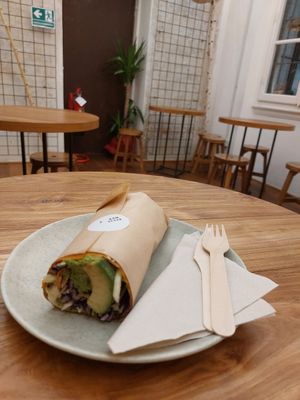 Classic wrap, 11€ at #RAW VEGAN FIRENZE in Florence