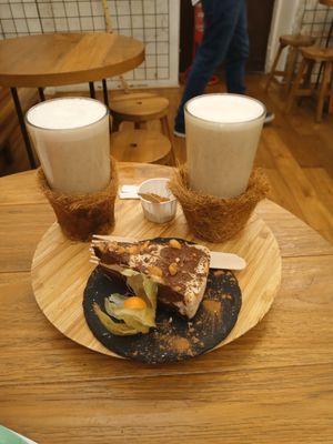 Chai latte and Chocolate Peanut Cake   at #RAW VEGAN FIRENZE in Florence