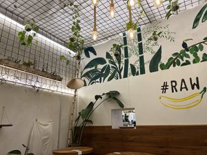 Cute environment! They have a bathroom, wifi, and outdoor seating. Make sure to clean your table when you’re finished    at #RAW VEGAN FIRENZE in Florence