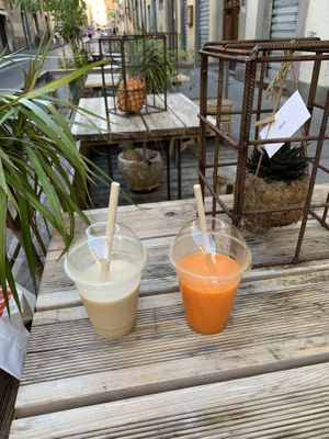 Awesome smoothies and fresh juices in an nice atmosphere! at #RAW VEGAN FIRENZE in Florence