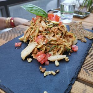 Zucchetti Spaghetti...lecker😍 at #RAW VEGAN FIRENZE in Florence