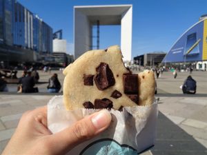 Cookie mi-cuit at Paulette in the Truck in Issy-les-moulineaux