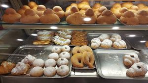 Paste per colazione at Bar Dolcezza in Catania