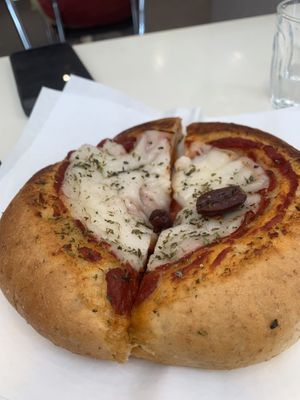 Pizzetta vegan at Bar Dolcezza in Catania