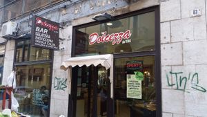 Insegna at Bar Dolcezza in Catania