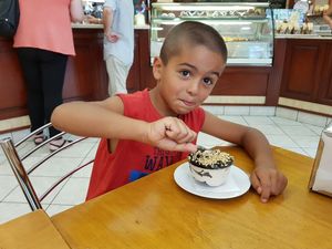 dolce cioccolato  at Bar Dolcezza in Catania