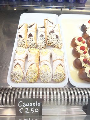 Dessert case   at Bar Dolcezza in Catania