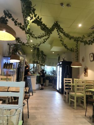 Inside seating  at La Veganesa in Cadiz